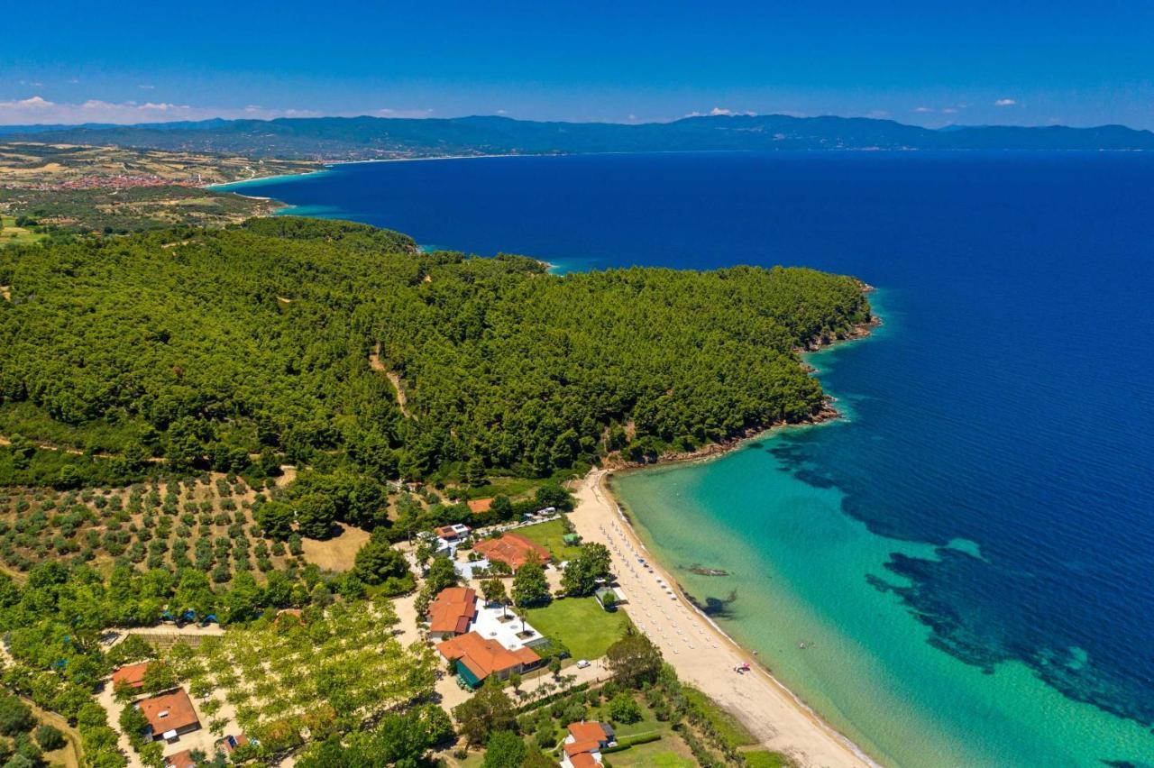 Komitsa Luxury Apartments Nea Roda Luaran gambar