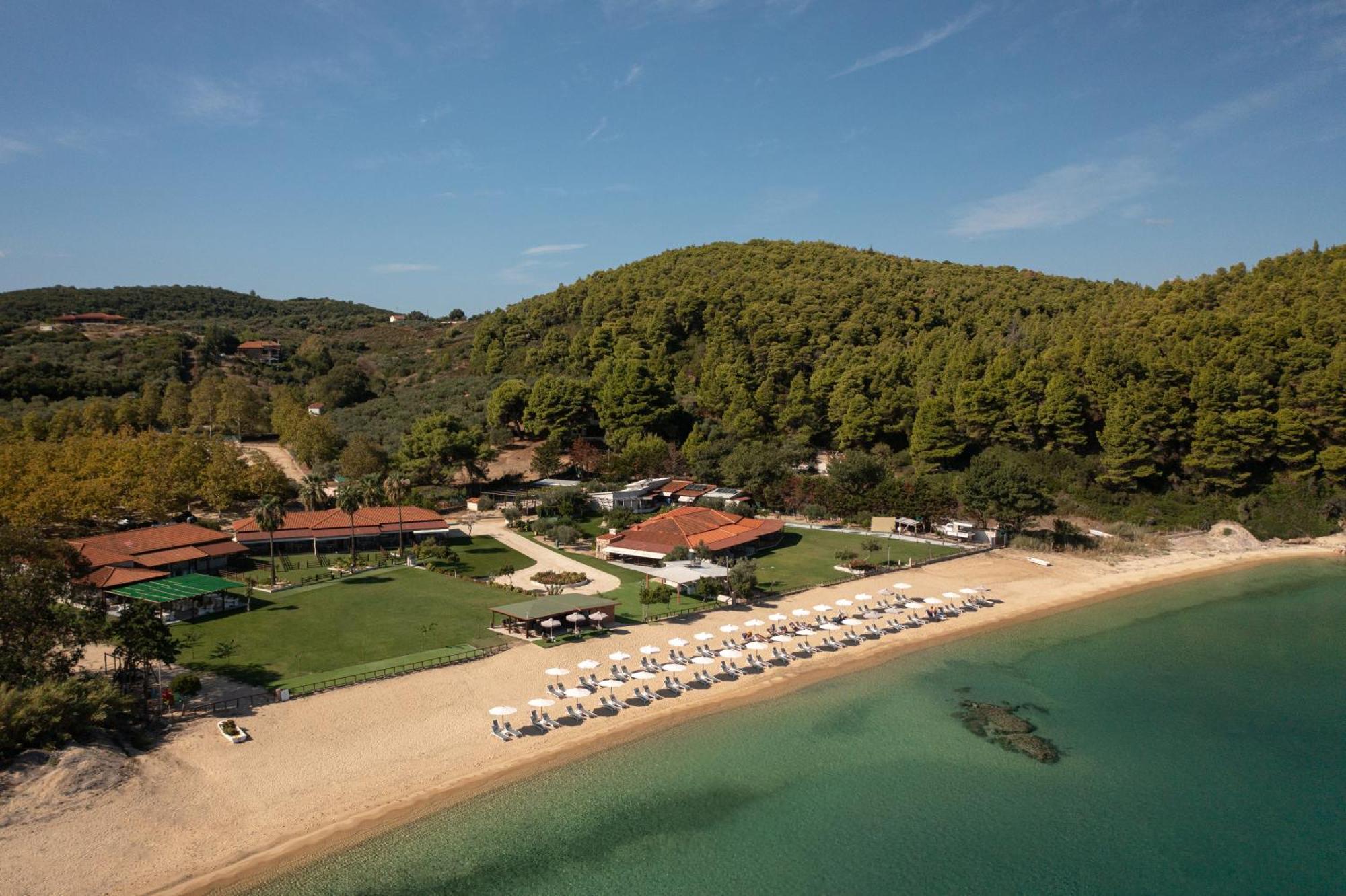 Komitsa Luxury Apartments Nea Roda Luaran gambar